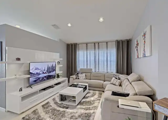 Property at 15151 Banbury Way, Wellington, FL, 33414, 3 beds, 2 baths, [object Object]