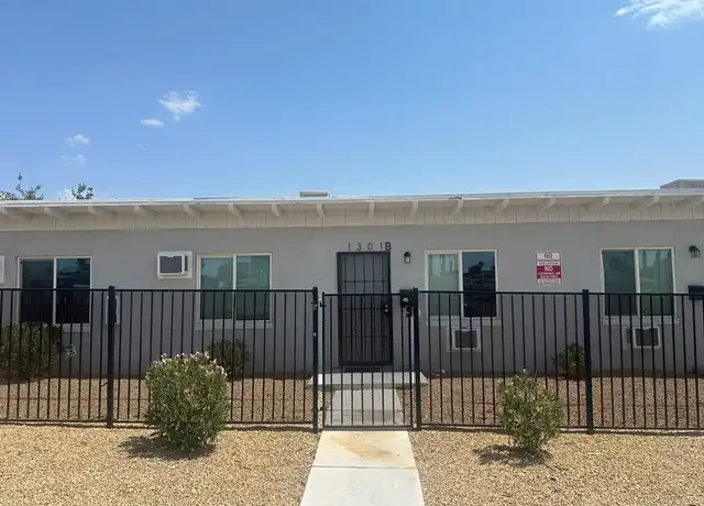 Property at 1301 E Ogden Ave Unit B, Las Vegas, NV, 89101, 1 bed, 10 baths, [object Object]