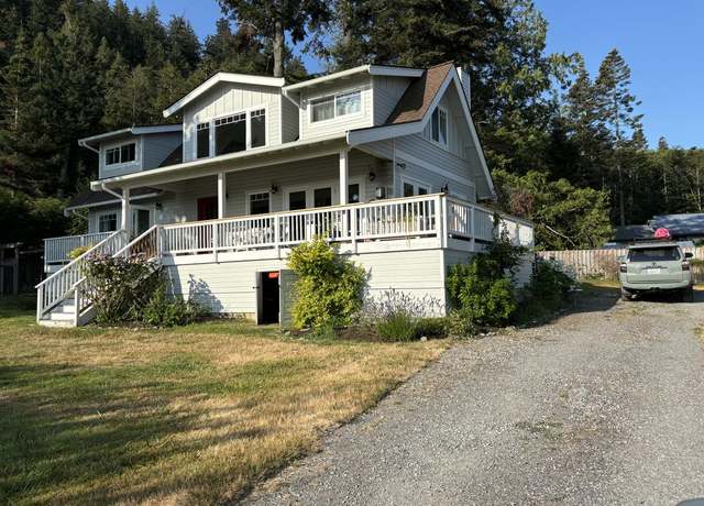 Photo of 54 Lodge Ln, Eastsound, WA 98245