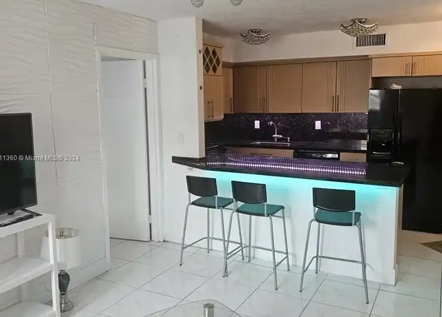 Property at 8425 Harding Ave, Miami Beach, FL, 33141, 1 bed, 1 bath, [object Object]