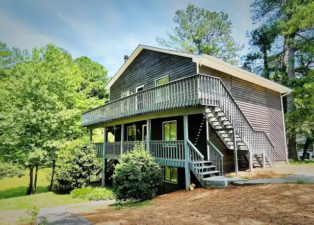 Property at 2887 Lakemont Dr SW, Marietta, GA, 30060, 2 beds, 2 baths, [object Object]