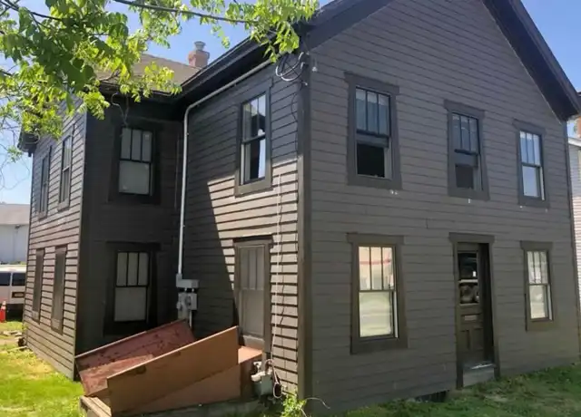 Property at 154 Broadway Unit 2, Port Ewen, NY, 12466, 2 beds, 1 bath, [object Object]