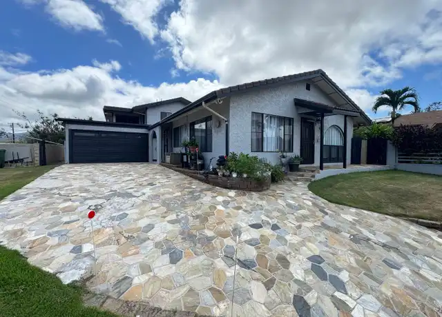 Property at 3 Kaalalo Pl Unit Main House, Wahiawa, HI, 96786, 3 beds, 2 baths, [object Object]