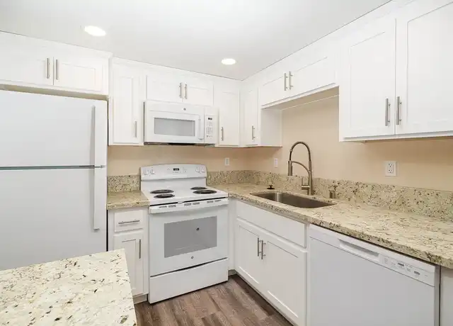 Property at Marconi Gardens East - 4800 Marconi Ave, Carmichael, CA, 95608, 1-2 bed, 1-2 bath, [object Object]