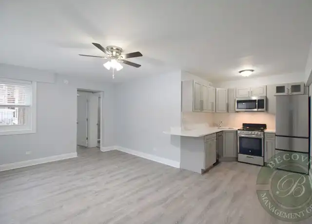 Property at 7710 N Sheridan Rd #102, Chicago, IL, 60626, 1 bed, 1 bath, [object Object]