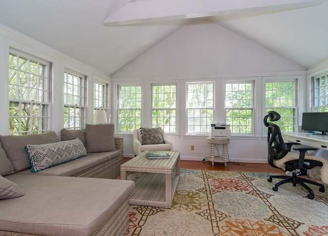Photo of 132 Pelham Island Rd, Wayland, MA 01778