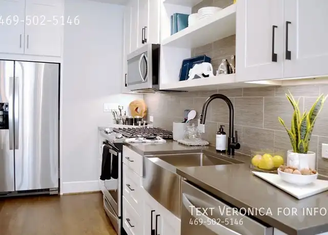 Property at 2525 Elm St, Dallas, TX, 75226, 1 bed, 1 bath, [object Object]