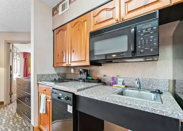 Property at 9880 N Scottsdale Rd Unit C303, Scottsdale, AZ, 85253, 1 bed, 1 bath, [object Object]