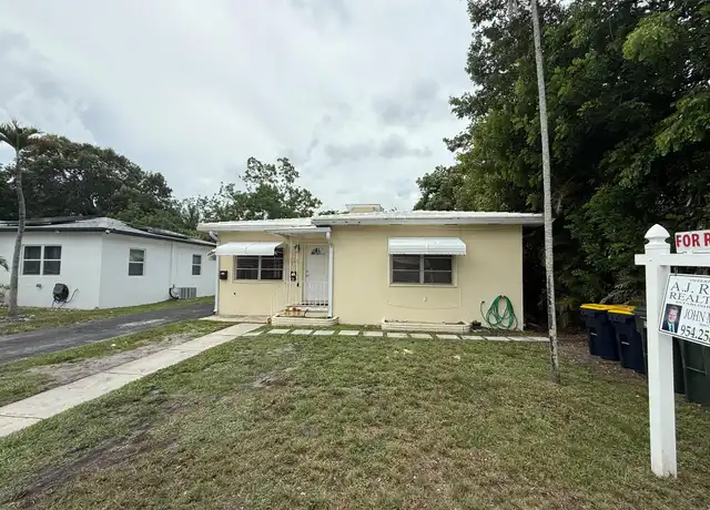 Property at 214 SW 7th St, Dania Beach, FL, 33004, 3 beds, 2 baths, [object Object]