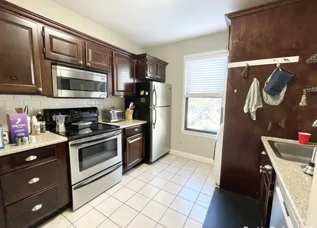 Property at 1578 Tremont St Unit 8, Boston, MA, 02120, 4 beds, 1 bath, [object Object]