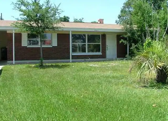 Property at 4601 W Oakellar Ave, Tampa, FL, 33611, 3 beds, 2 baths, [object Object]