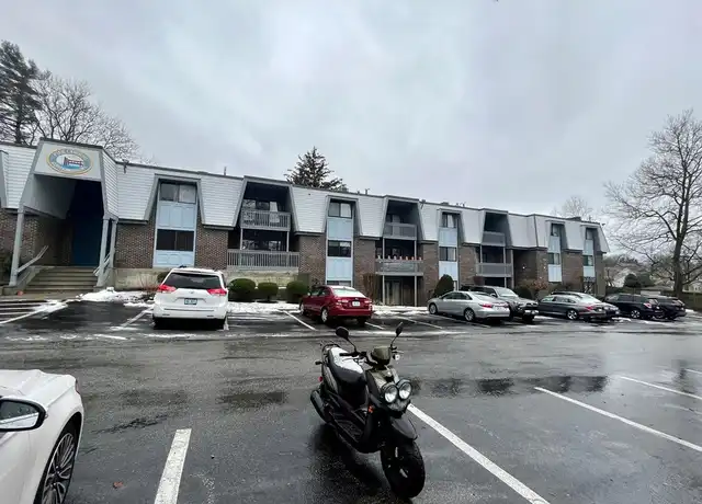 Property at 125 Van Zandt Ave #206, Newport, RI, 02840, 1 bed, 1 bath, [object Object]