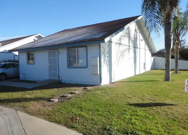 Property at 546 W Henderson Ave Unit B, Porterville, CA, 93257, 3 beds, 2 baths, [object Object]