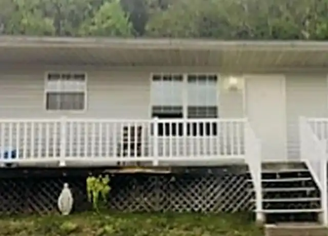 Property at 1121 1st Ave Unit D, Nitro, WV, 25143, 1 bed, 1 bath, [object Object]