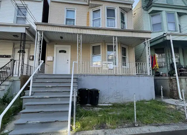 Property at 113 Virginia Ave Unit 1, Jersey City, NJ, 07304, 3 beds, 1 bath, [object Object]