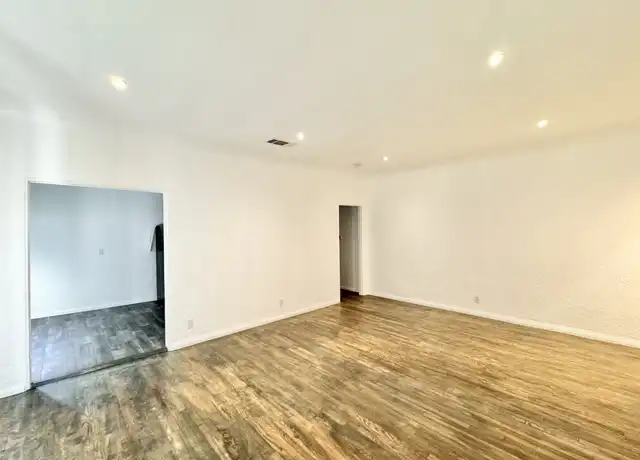 Property at 1503 S Shenandoah St Unit 204, Los Angeles, CA, 90035, 1 bed, 1 bath, [object Object]