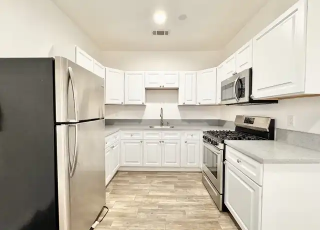 Property at 1503 S Shenandoah St Unit 204, Los Angeles, CA, 90035, 1 bed, 1 bath, [object Object]
