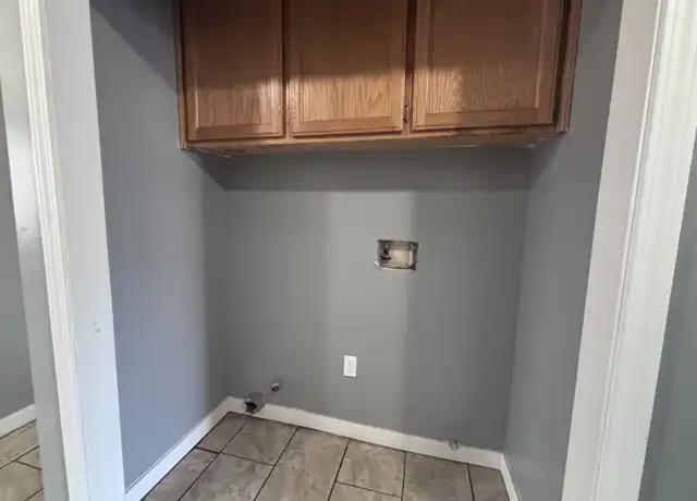 Property at 326 Beardsley Ave Unit 2, Bakersfield, CA, 93308, 3 beds, 2 baths, [object Object]