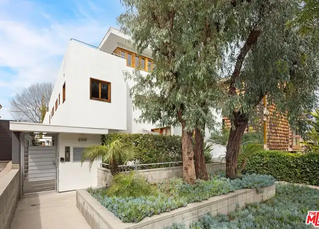 Property at 505 Pier Ave Unit B, Santa Monica, CA, 90405, 2 beds, 3 baths, [object Object]