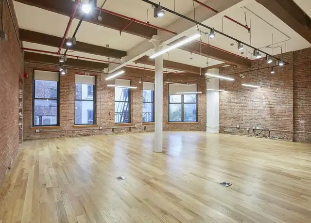 Property at 179 Franklin St Unit 3FL, New York, NY, 10013, 0 beds, 2 baths, [object Object]