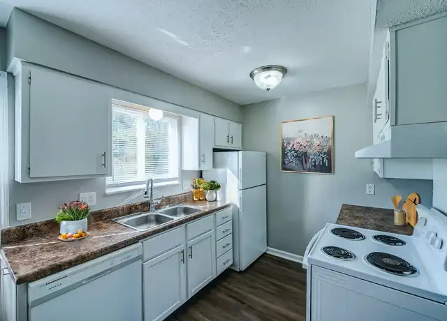 Property at Cumberland Manor - 931 Spy Run Rd, Indianapolis, IN, 46229, 2 beds, 1-1.5 bath, [object Object]