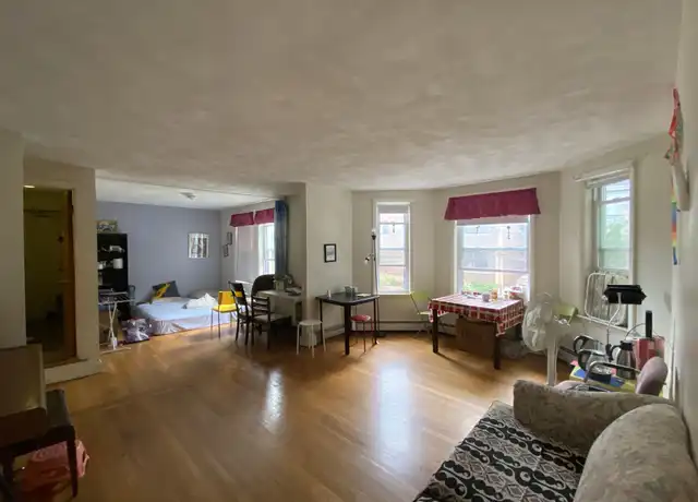 Property at 310 Tappan St Unit 3, Brookline, MA, 02445, 2 beds, 1 bath, [object Object]