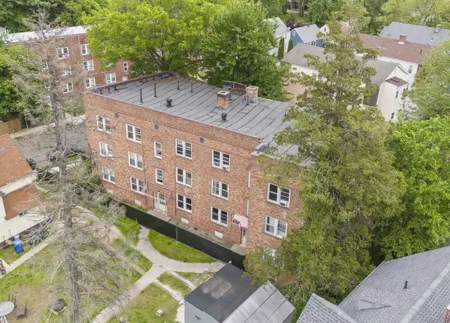 Property at 9 Rockville St, Hartford, CT, 06112, 1 bed, 1 bath, [object Object]