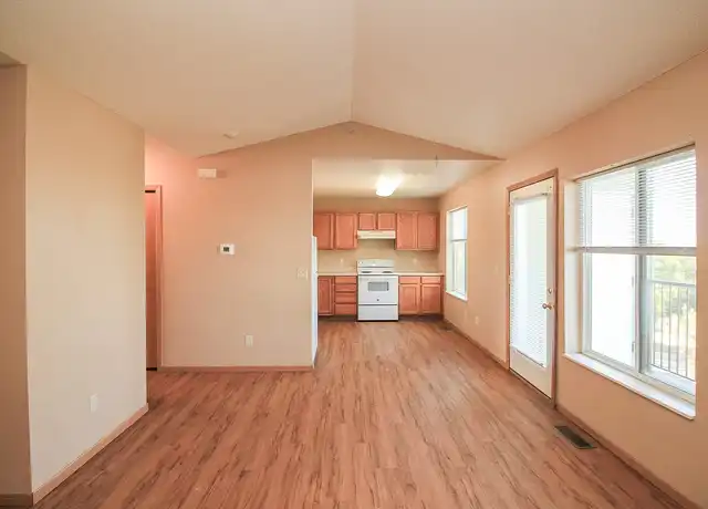 Property at Falls Terrace - 1301 S Majestic View Pl, Sioux Falls, SD, 57103, 3 beds, 2 baths, [object Object]