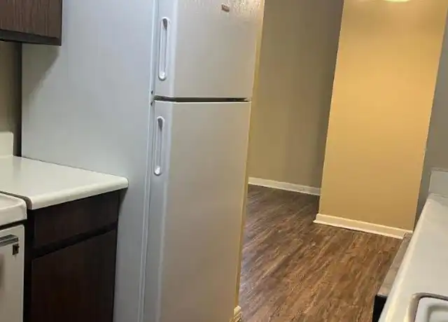 Property at 520 N 38th Ave, Hattiesburg, MS, 39401, 1 bed, 1 bath, [object Object]