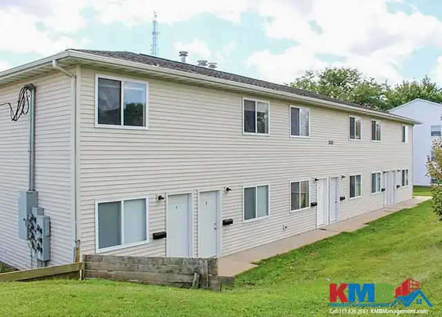 Property at 2121 Blairs Ferry Rd NE #2, Cedar Rapids, IA, 52402, 2 beds, 1 bath, [object Object]