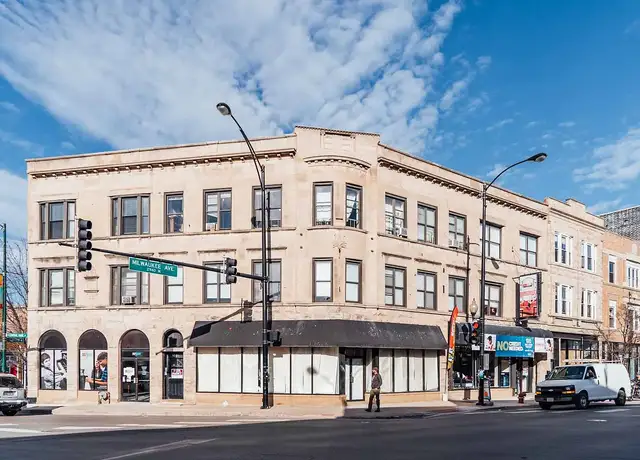 Photo of 3001 N Central Park Ave, Chicago, IL 60618