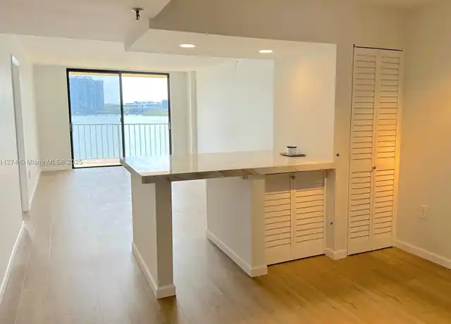 Property at 17878 N Bay Rd #306, Sunny Isles Beach, FL, 33160, 2 beds, 2 baths, [object Object]