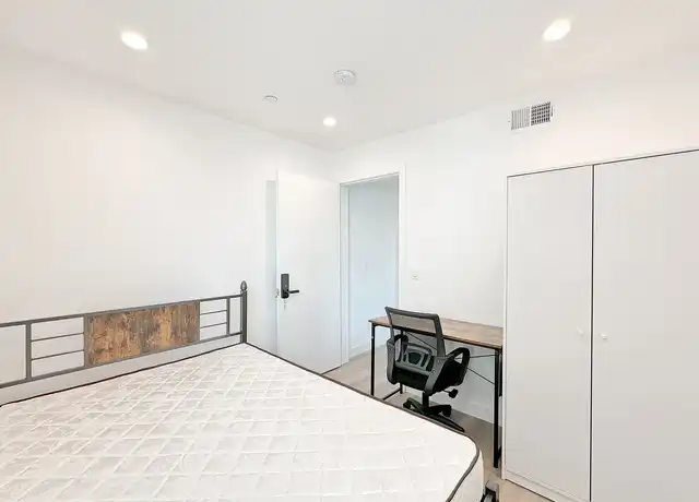 Property at 1360 W 35th St, Los Angeles, CA, 90007, 1 bed, 1 bath, [object Object]