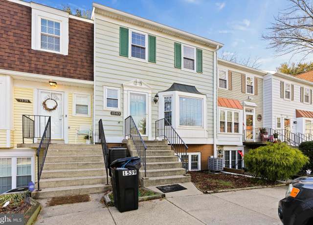 Photo of 1543 Marlborough Ct, Crofton, MD 21114