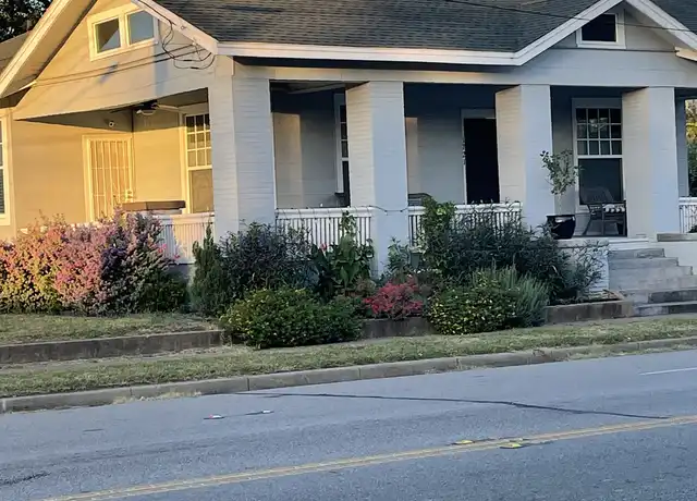 Property at 1721 S Akard St, Dallas, TX, 75215, 2 beds, 2 baths, [object Object]
