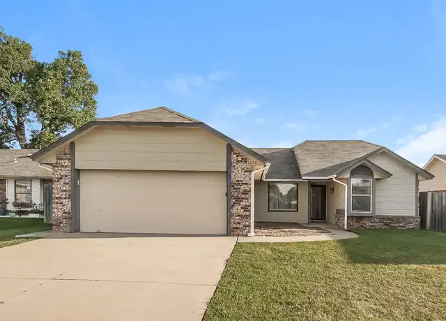 Property at 1105 Northridge Rd, Moore, OK, 73160, 3 beds, 2 baths, [object Object]