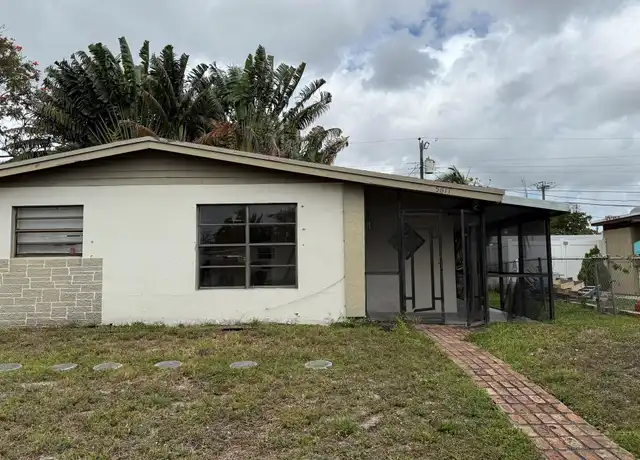 Property at 5611 SW 37th St, Davie, FL, 33314, 3 beds, 2 baths, [object Object]