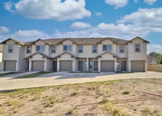 Property at 7503 Savannah Brks Unit 7507, Live Oak, TX, 78233, 3 beds, 2.5 baths, [object Object]