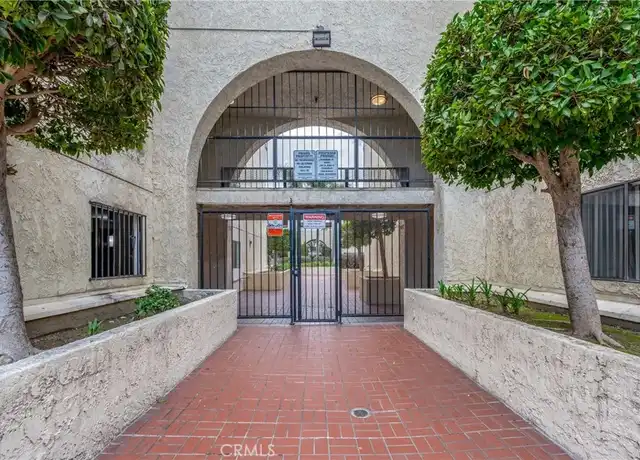Property at 600 W 3rd St Unit C207, Santa Ana, CA, 92701, 2 beds, 2 baths, [object Object]