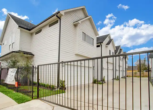Property at 1230 McNeil St, Houston, TX, 77009, 3 beds, 2.5 baths, [object Object]