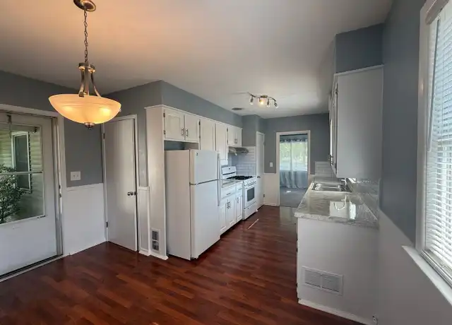 Property at 804 Bryant St SW, Wyoming, MI, 49509, 2 beds, 1 bath, [object Object]