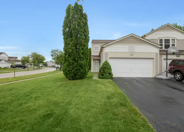 Property at 540 Wedgewood Cir, Lake in the Hills, IL, 60156, 2 beds, 1.5 baths, [object Object]