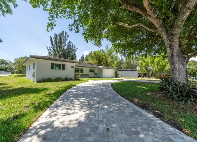 Property at 3140 Calle Largo Dr, Hollywood, FL, 33021, 3 beds, 3 baths, [object Object]