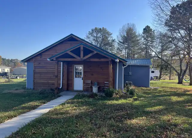Property at 256 Hoots Dr, Hendersonville, NC, 28792, 2 beds, 1 bath, [object Object]