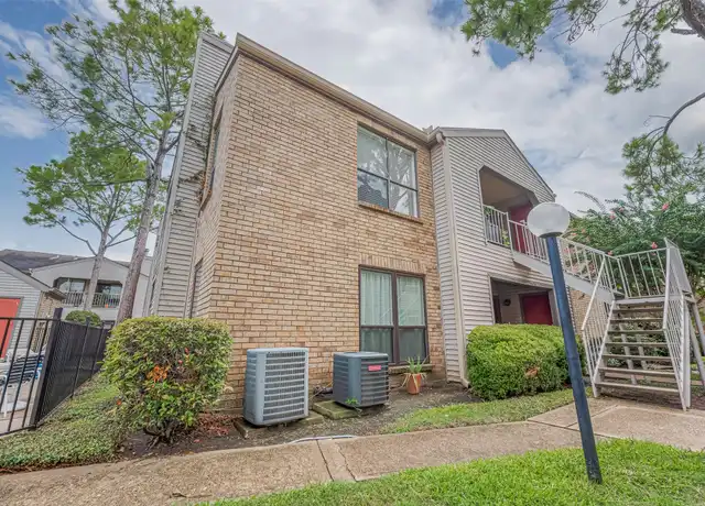 Property at 2025 Augusta Dr #701, Houston, TX, 77057, 1 bed, 1 bath, [object Object]