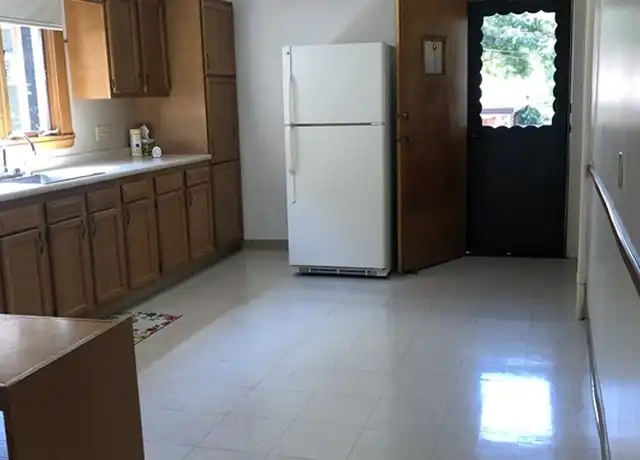 Property at 64 Freeman St #1, Arlington, MA, 02474, 2 beds, 1 bath, [object Object]
