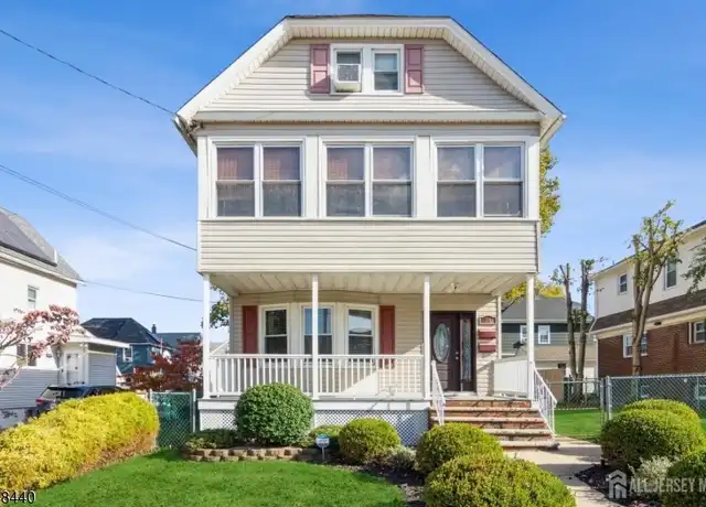 Property at 24 Hayward Ave, Carteret, NJ, 07008, 2 beds, 1 bath, [object Object]