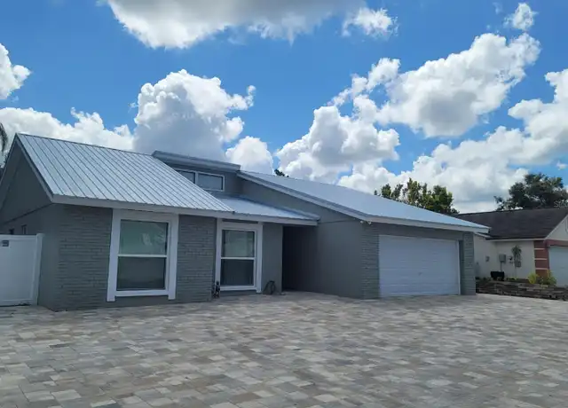 Property at 9508 Pembridge Ct, Tampa, FL, 33615, 3 beds, 2 baths, [object Object]