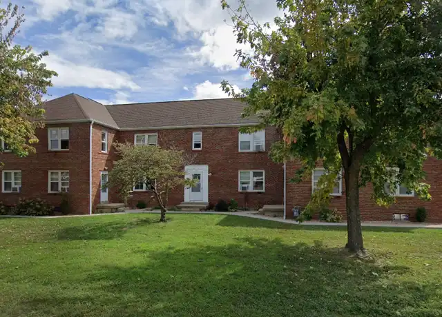 Property at 44 E Springfield Rd #8, Sullivan, MO, 63080, 1 bed, 1 bath, [object Object]