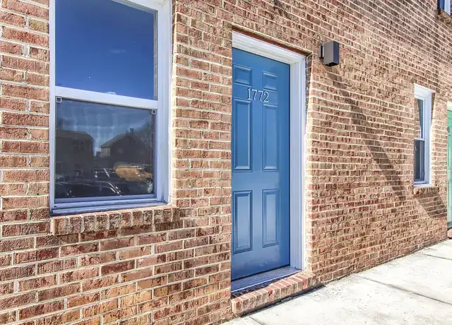 Property at 1800 Lehman St, Hershey, PA, 17033, 2 beds, 1 bath, [object Object]